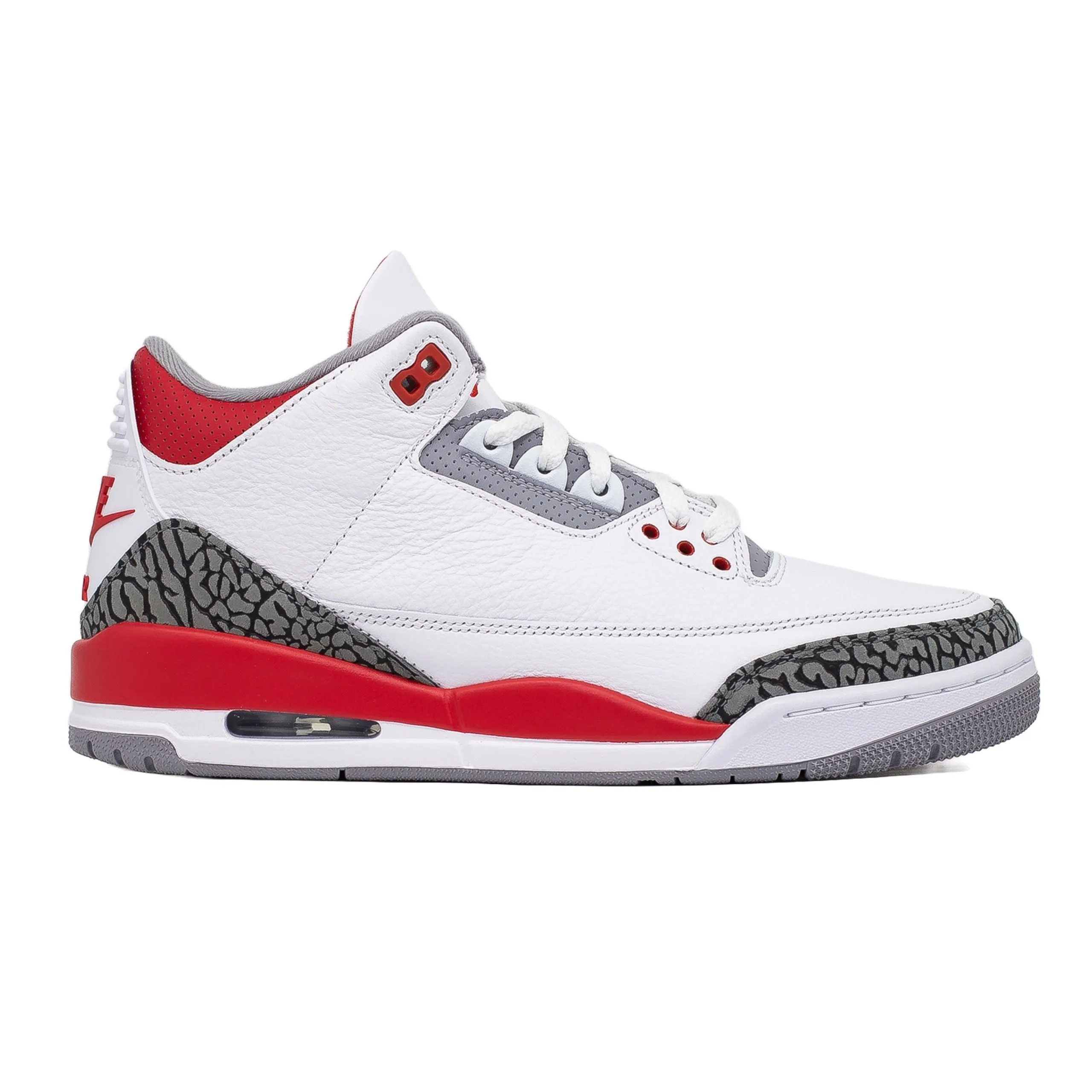 Air Jordan 3, Fire Red (2022)