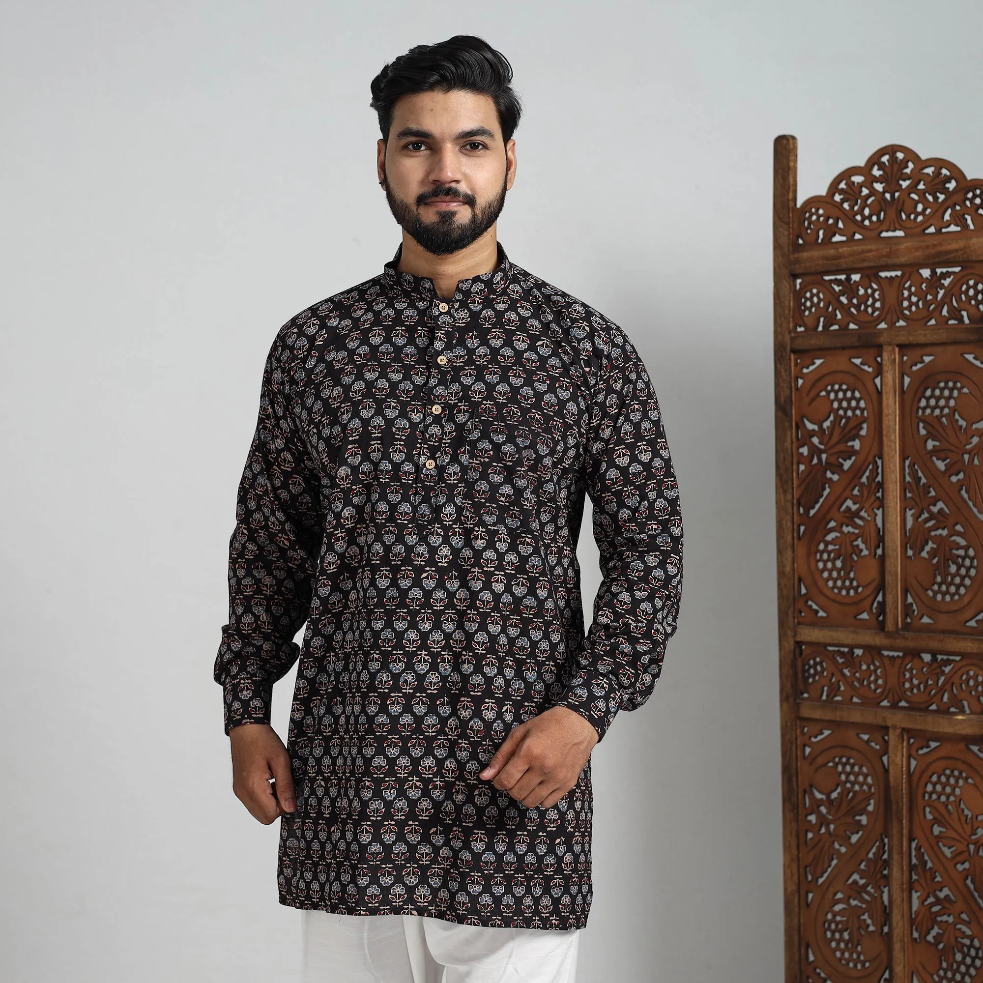 Ajrakh Block Printed Cotton Men Short Kurta 08