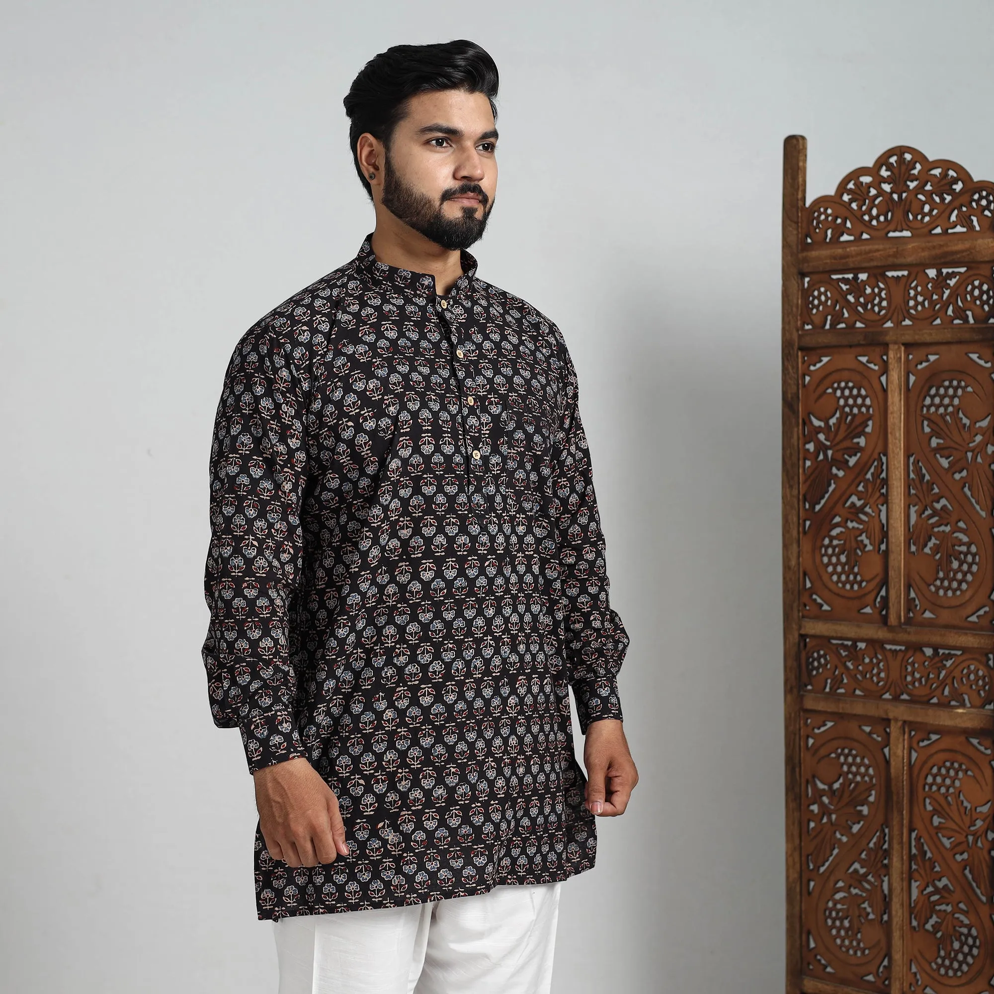 Ajrakh Block Printed Cotton Men Short Kurta 08