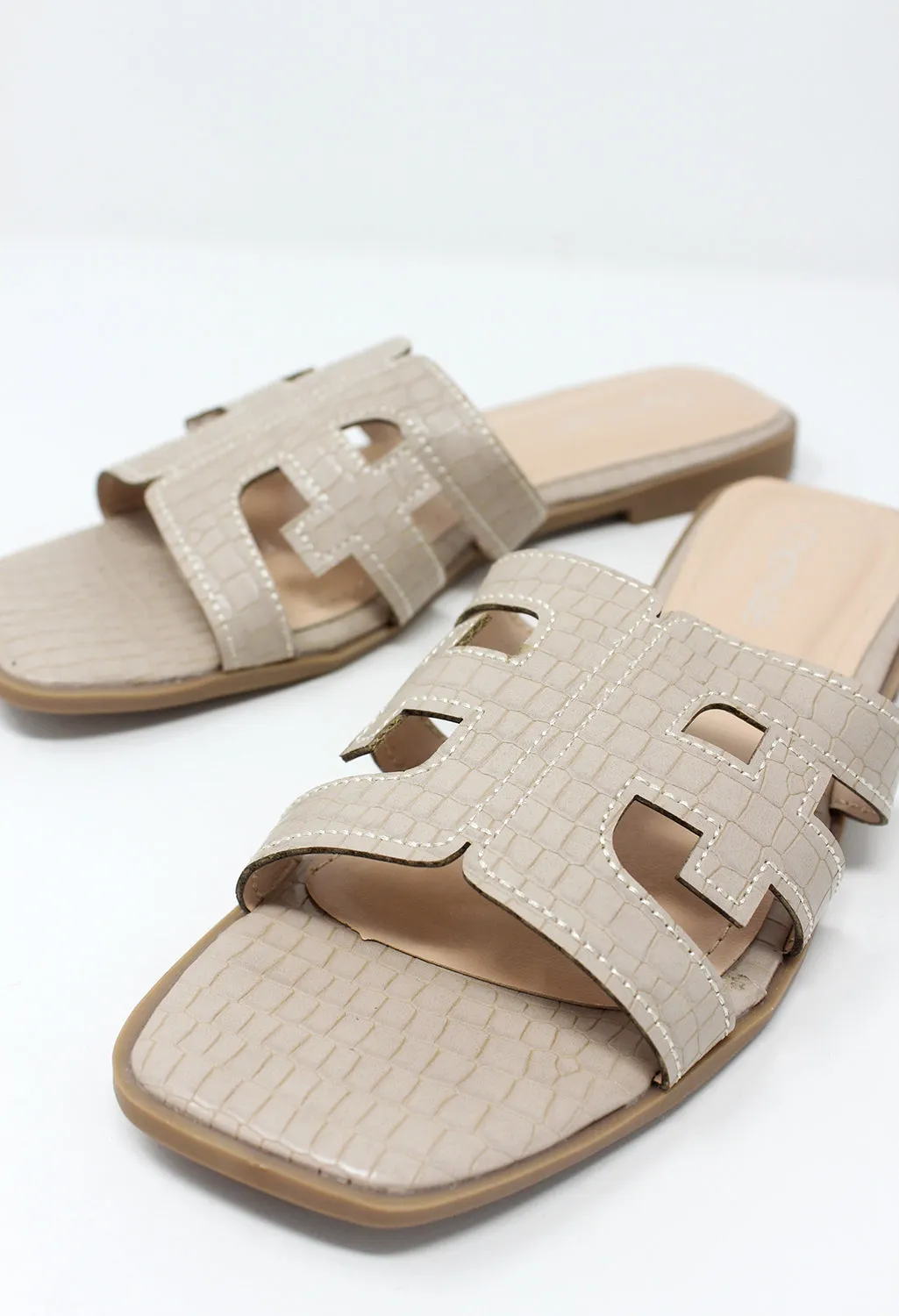 Beige Flat Slide