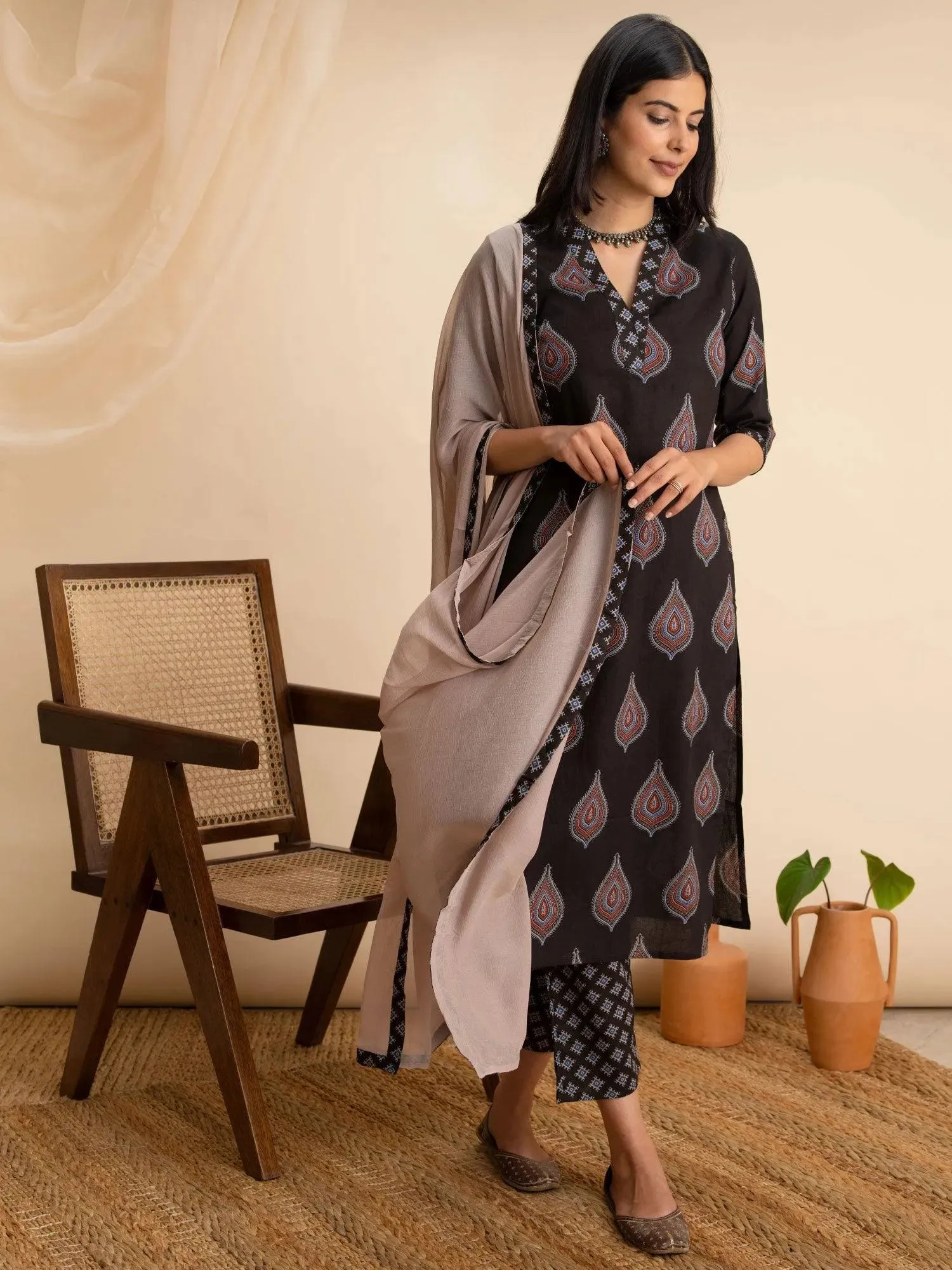 Black Printed Cotton Straight Kurta With Dupatta