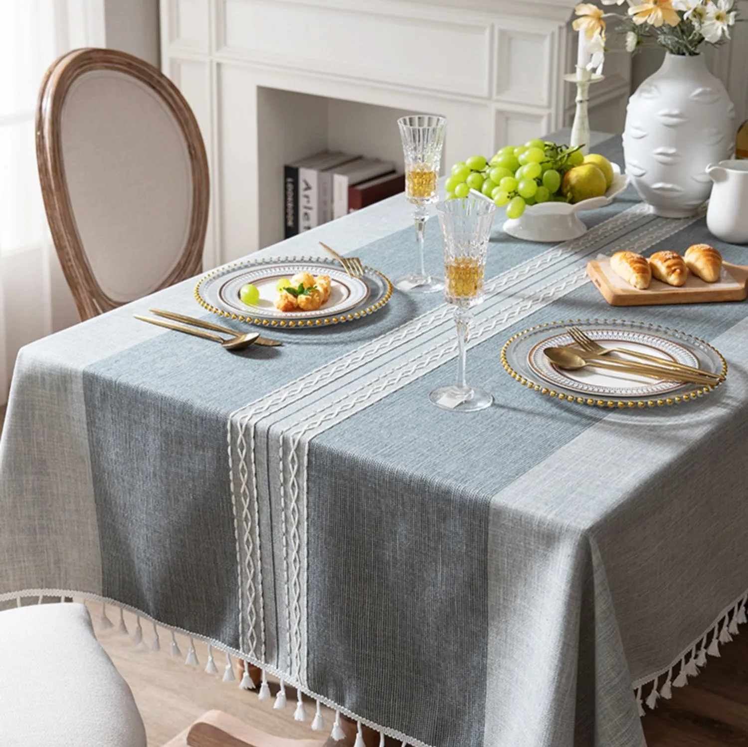 Cotton And Linen Tablecloth With Tassels