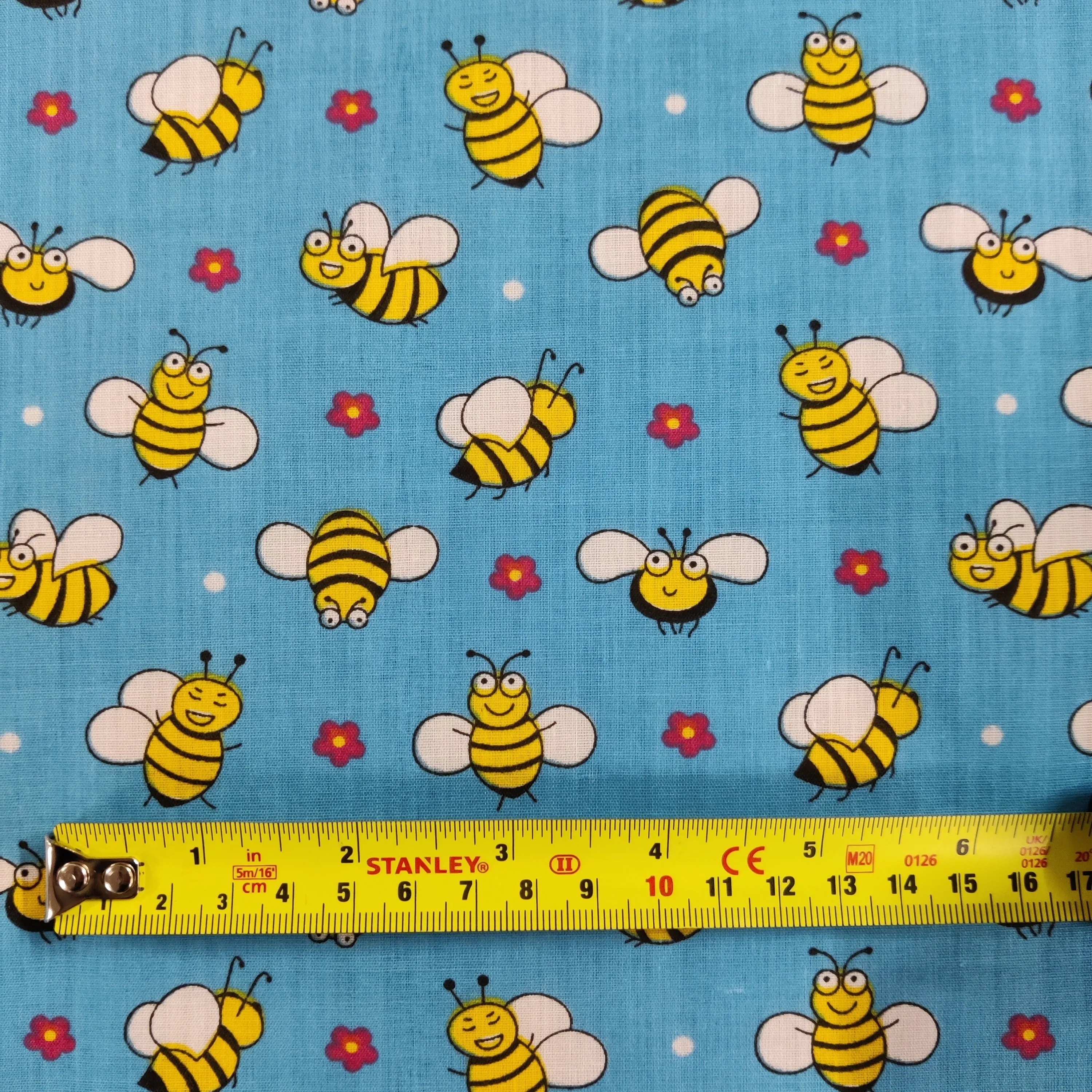 FS884 Bees Polycotton