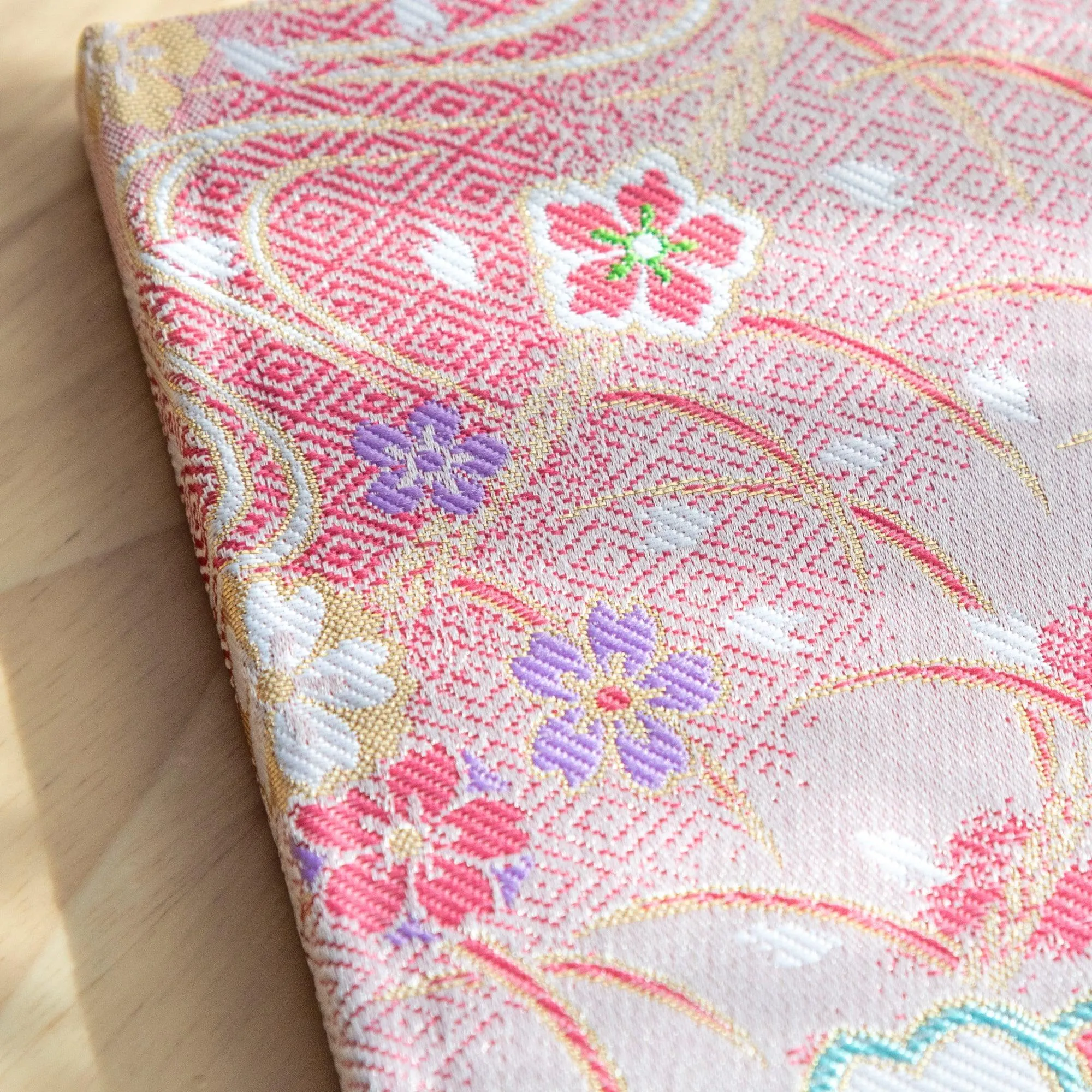 Nishijin Textile Sakura Brocade Notebook (B6)