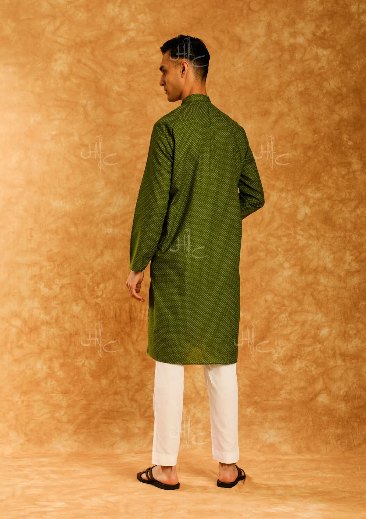 Wasiq Embroidered Rayon Straight Men's Kurta