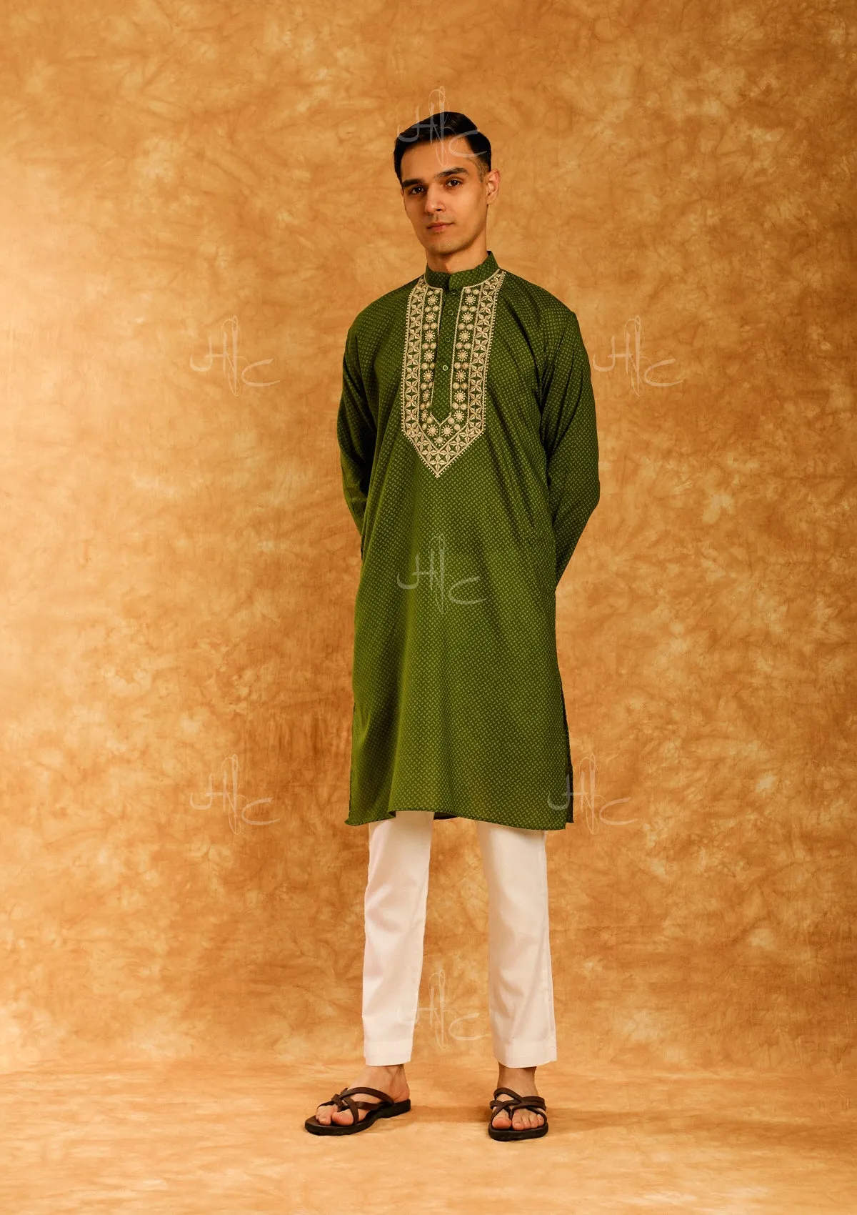 Wasiq Embroidered Rayon Straight Men's Kurta