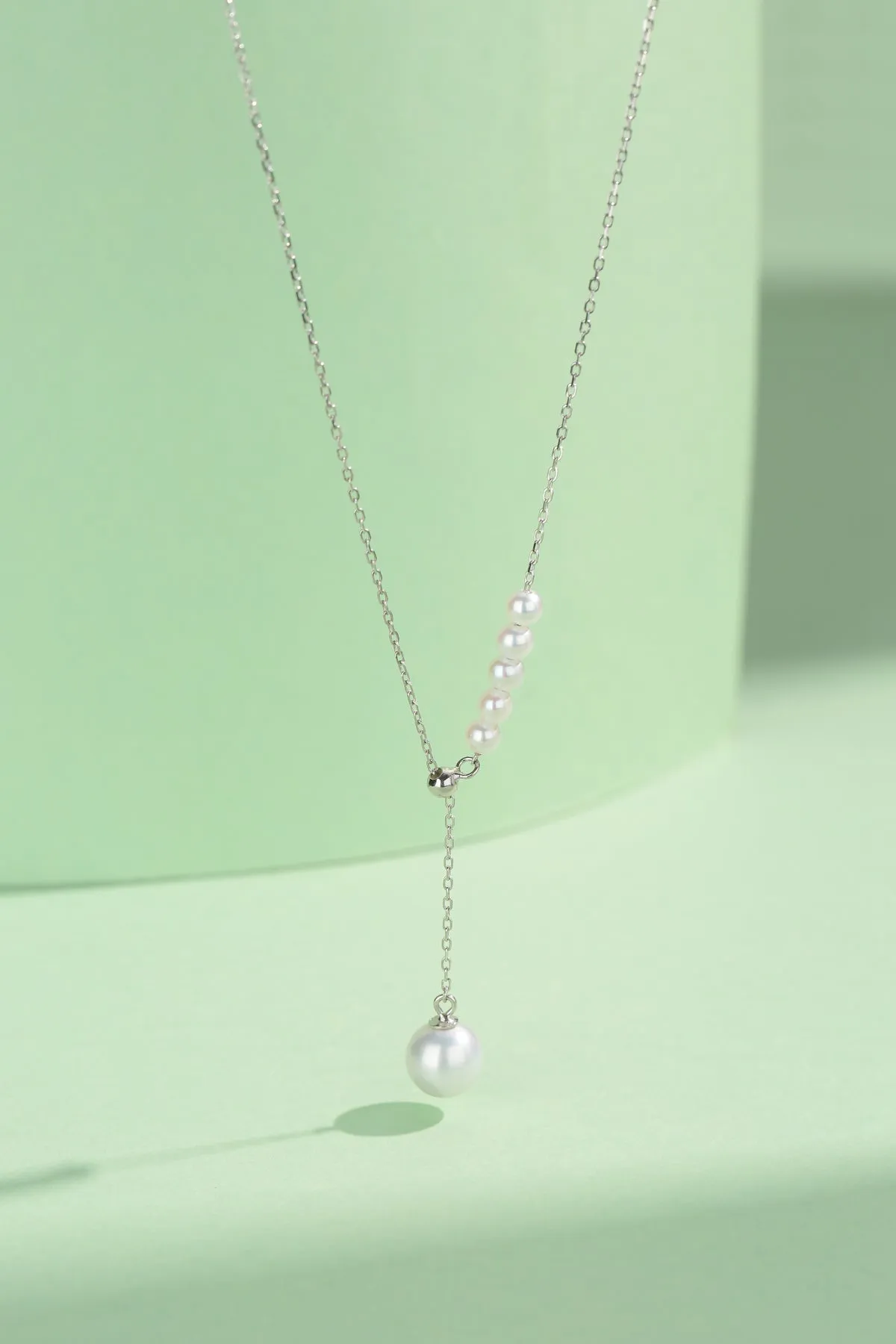 Y Shape Pearl Pendant Necklace